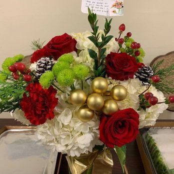Cerritos Florist - It looks small, but TRUST ME. THIS IS A LOT BIGGER. It's very tall. - Florists Near Me - Cerritos, California Cerritos Florist - It looks small, but TRUST ME. THIS IS A LOT BIGGER. It's very tall. - Florists Near Me - Cerritos, California