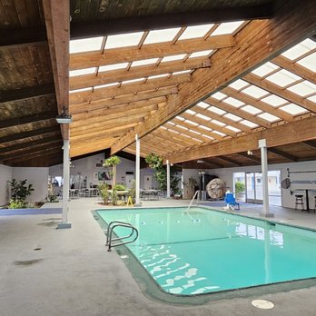 Coast Riders Inn - Hotels Near Me - San Simeon, California Coast Riders Inn - Hotels Near Me - San Simeon, California