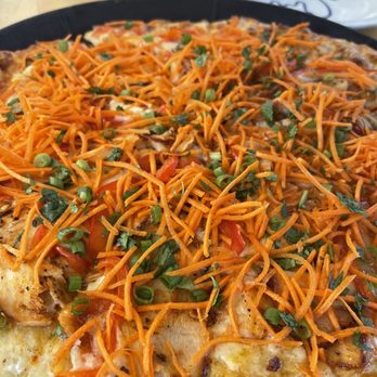 Moose's Tooth - Amazing Apricot (Medium) Chicken - Pizza Near Me - Anchorage, Alaska