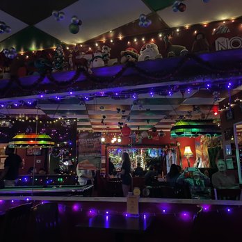 Lala’s Little Nugget - Dive Bars Near Me - Austin, Texas