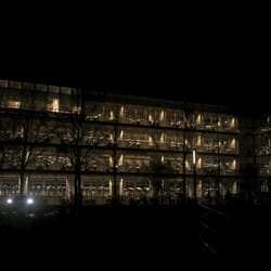 Uni-Bibliothek - und am Abend