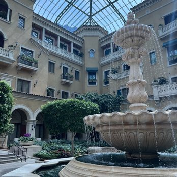 The Mansion - Hotels Near Me - Las Vegas, Nevada