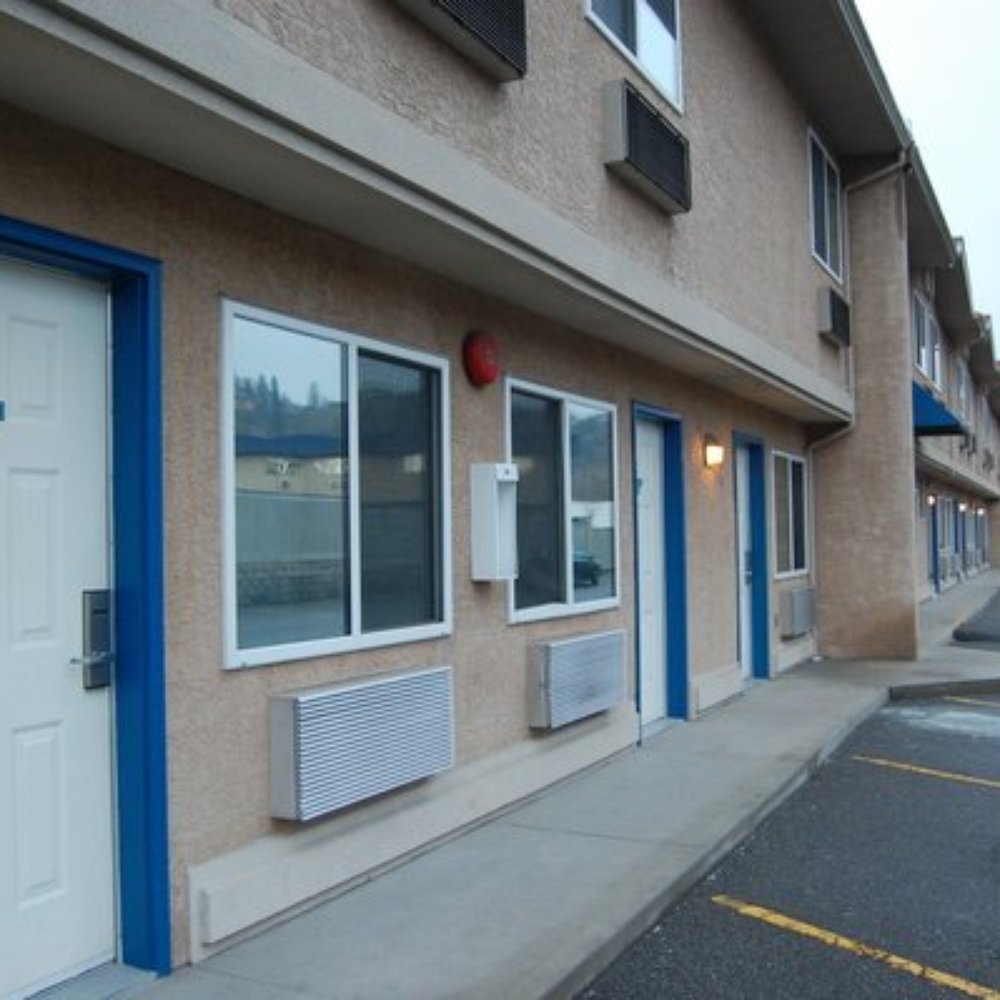 Days Inn by Wyndham - Days Inn - Kelowna BC - Hotels Near Me - Kelowna, British Columbia