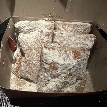 Voodoo Bayou - Beignets $12 - Cocktail Bars Near Me - Orlando, Florida Voodoo Bayou - Beignets $12 - Cocktail Bars Near Me - Orlando, Florida