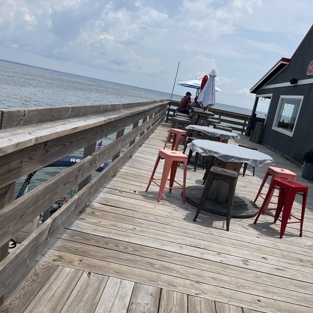 Coles Point Tavern - Dive Bars Near Me - Hague, Virginia