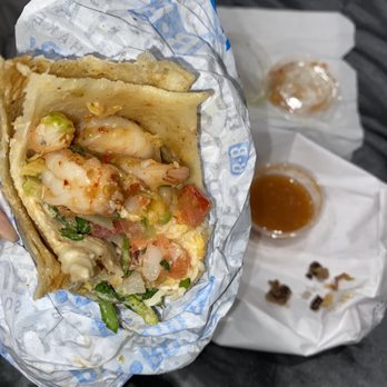 Blue Burro - shrimp burrito with pieces of Carne Asada - Salad Near Me - Long Beach, California