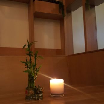 Lotus & Light - Setting - Vietnamese Near Me - Burbank, California Lotus & Light - Setting - Vietnamese Near Me - Burbank, California