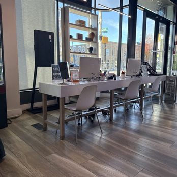 Kevin H. Ende - empty desks - Ophthalmologists Near Me - Englewood, New Jersey Kevin H. Ende - empty desks - Ophthalmologists Near Me - Englewood, New Jersey