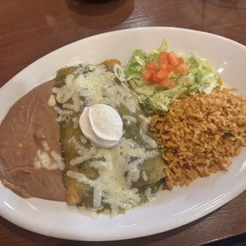 Matt's El Rancho - Enchilada plate - Mexican Near Me - Austin, Texas Matt's El Rancho - Enchilada plate - Mexican Near Me - Austin, Texas