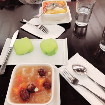 Mango Mango Dessert - Love the Durian pancake - Desserts Near Me - Flushing, New York