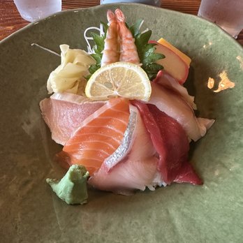Tokyo Japanese Restaurant - Chirashi (Lunch) - Japanese Near Me - Bellevue, Washington