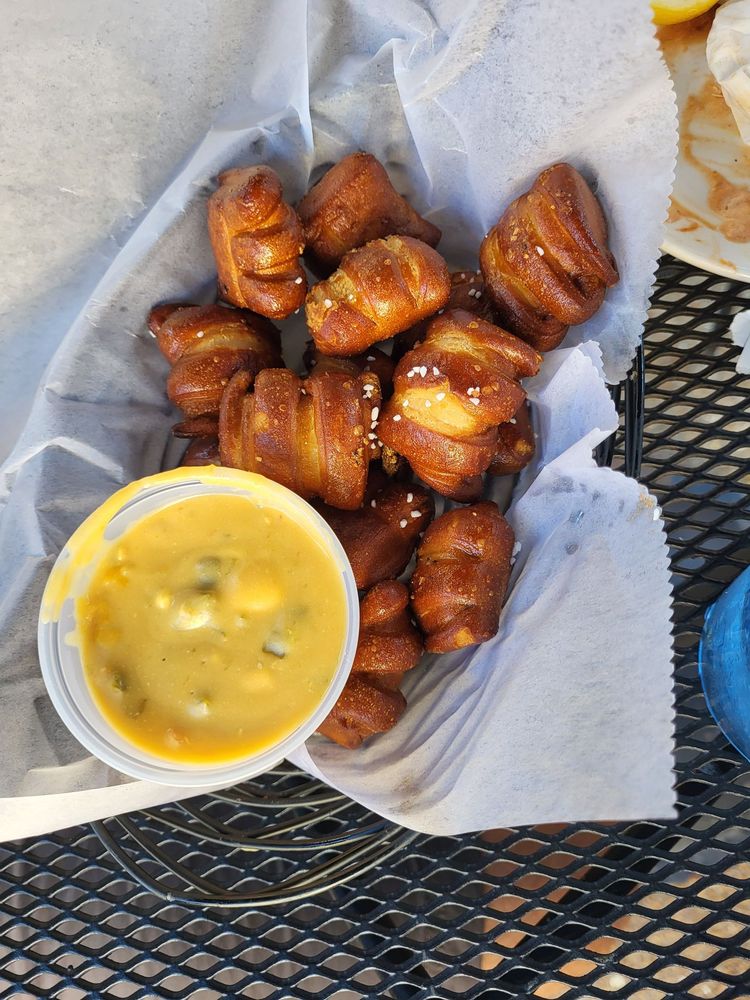 Social spots from Syberg's on Dorsett
