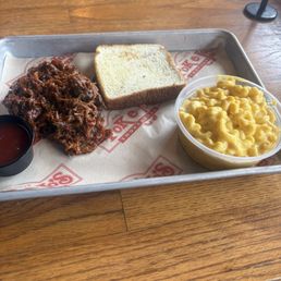 Kids Mac N' Cheese Plate Kids Mac N' Cheese Plate