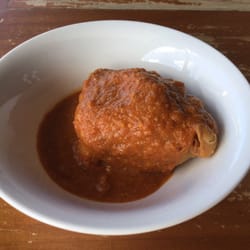 Govindas Pure Vegetarian - Samosa w/ chutney