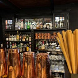 Full bar