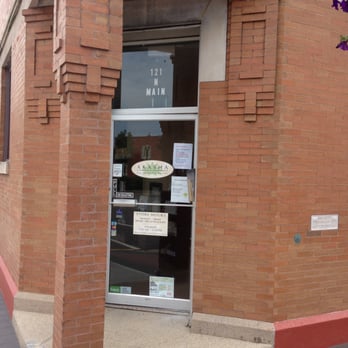 Akasha Yoga - The entrance to the main building. - Yoga Near Me - Crystal Lake, Illinois