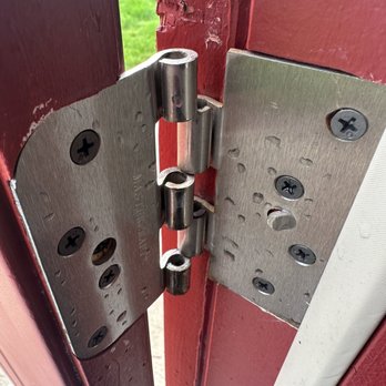 Timber Lake - Broken Door Hinges To Cheap To Fix Been This Way For Months - Apartments Near Me - West Chicago, Illinois Timber Lake - Broken Door Hinges To Cheap To Fix Been This Way For Months - Apartments Near Me - West Chicago, Illinois