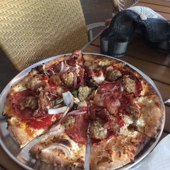 V Pizza + Tap Garden - Pizza Near Me - Jacksonville, Florida V Pizza + Tap Garden - Pizza Near Me - Jacksonville, Florida