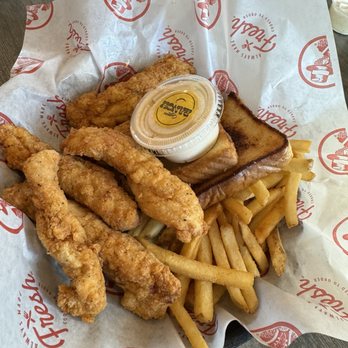Slim Chickens - Hungry Meal - Chicken Wings Near Me - Lehi, Utah Slim Chickens - Hungry Meal - Chicken Wings Near Me - Lehi, Utah