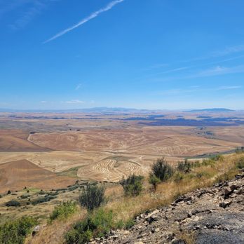 Steptoe Butte - View from summit, Aug 28, 2022 @ ~noon - Parks Near Me