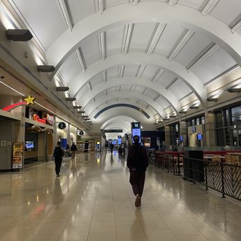 John Wayne Airport - Airports Near Me - Santa Ana, California