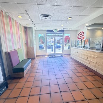 Jamba - Waiting area - Juice Bars & Smoothies Near Me - Brea, California Jamba - Waiting area - Juice Bars & Smoothies Near Me - Brea, California