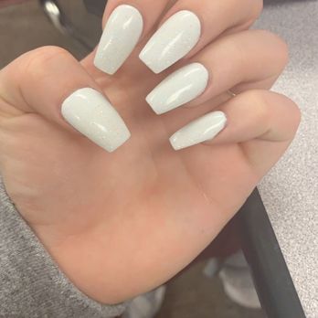 Chic Nails - Nail Salons Near Me - Fenton, Missouri