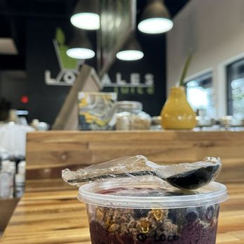 Lokales Juice - The works açaí bowl (without almond butter and coconut) - Juice Bars & Smoothies Near Me - Nolensville, Tennessee Lokales Juice - The works açaí bowl (without almond butter and coconut) - Juice Bars & Smoothies Near Me - Nolensville, Tennessee