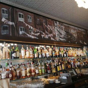 Vic's - Bar - Italian Near Me - New York, New York Vic's - Bar - Italian Near Me - New York, New York