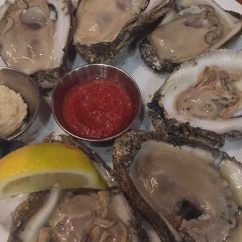 Glenn's Cafe - Oysters - Wine Bars Near Me - Columbia, Missouri