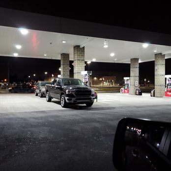 Kroger gas station - a black truck parked in front of a gas station - Gas Stations Near Me - Warren, Michigan Kroger gas station - a black truck parked in front of a gas station - Gas Stations Near Me - Warren, Michigan