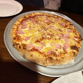 Engine House Pizza - Pizza Near Me - Salem, Massachusetts
