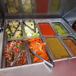 Rolbertos mexican Food - Great salsas and condiments.