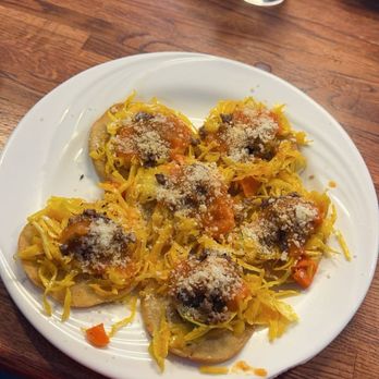 Del Campo Restaurant - Garnachas - Latin American Near Me - Woodbridge, Virginia