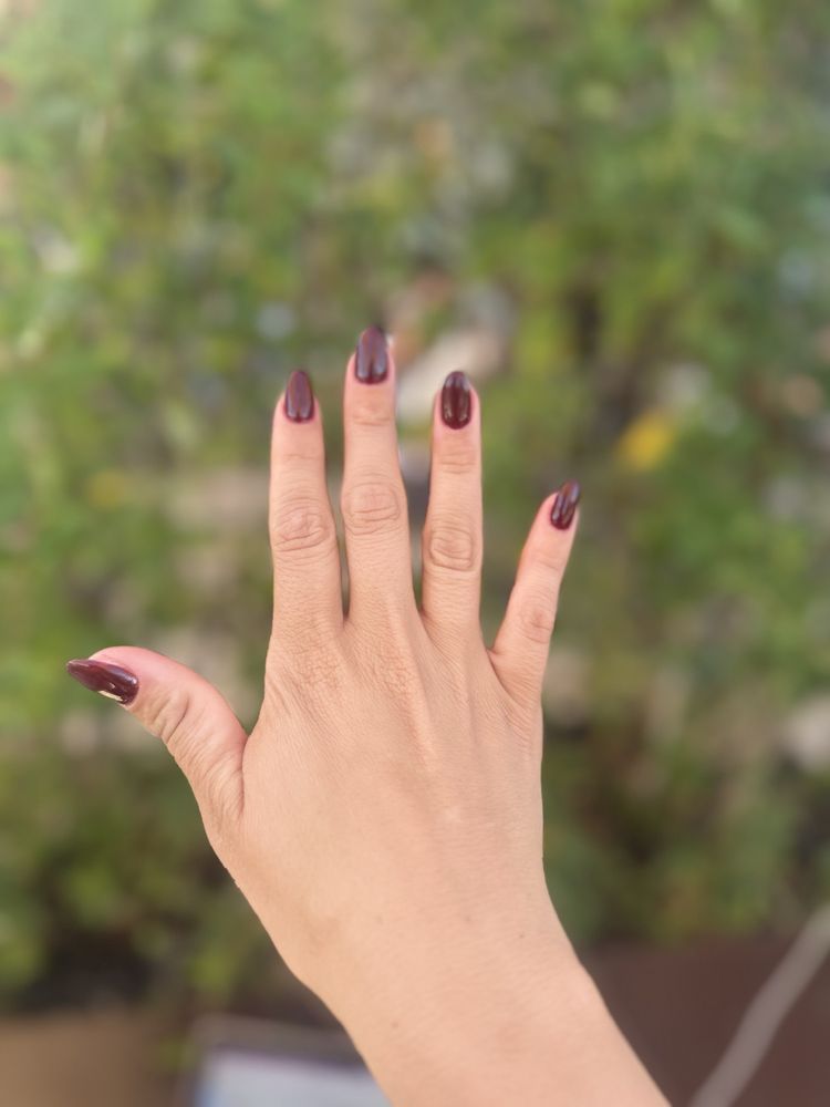 Moncheri Nails Lounge Logo