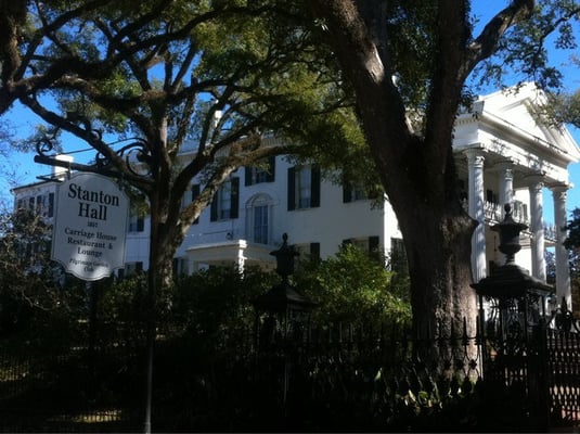 Stanton Hall by null