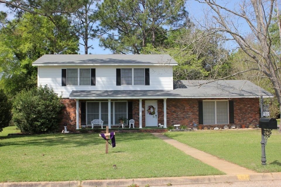 Slide of Custom Roofing and Construction