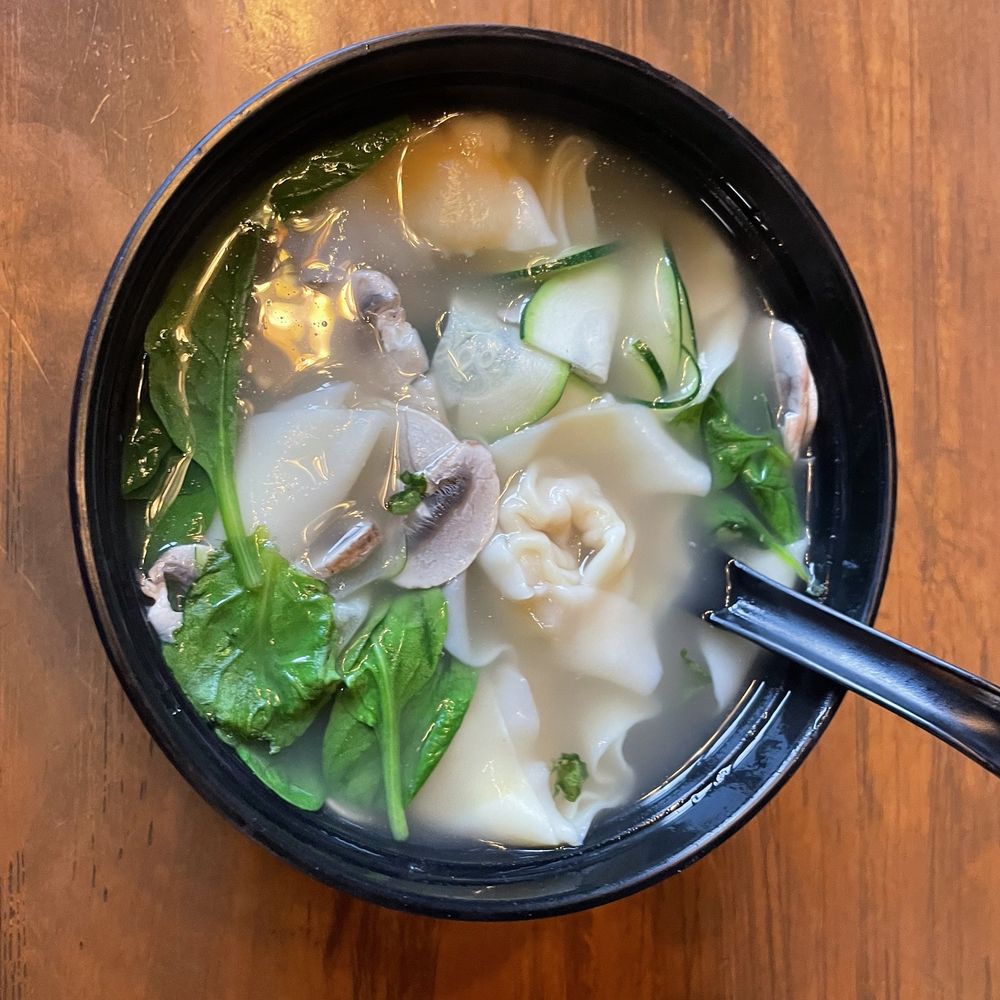 Bao Bao House - 10 Shrimp Pork Wonton choose with soup - Chinese Near Me - Eugene, Oregon Bao Bao House - 10 Shrimp Pork Wonton choose with soup - Chinese Near Me - Eugene, Oregon