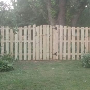 Catlett Construction - fence installation company serving Manassas, Bristow, nokesville, Gainesville, warrenton, midland, Remington, Stafford Free estimates - Fences & Gates Near Me - Catlett, Virginia Catlett Construction - fence installation company serving Manassas, Bristow, nokesville, Gainesville, warrenton, midland, Remington, Stafford Free estimates - Fences & Gates Near Me - Catlett, Virginia