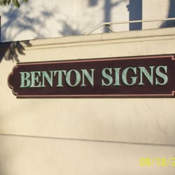 Benton Signs & Designs