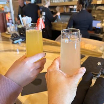 Easy Like Sunday - Mimosas! - Breakfast & Brunch Near Me - Charlotte, North Carolina Easy Like Sunday - Mimosas! - Breakfast & Brunch Near Me - Charlotte, North Carolina
