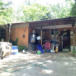 Front door of Augusta Road Pet Hotel
