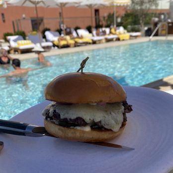 Bar Lis - Bar lis burger - Lounges Near Me - Los Angeles, California