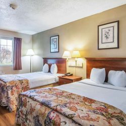 Motel 6 - M DoubleBed