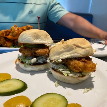 Sawtooth Brewery Public House - Fried chicken sliders - Brewpubs Near Me - Ketchum, Idaho Sawtooth Brewery Public House - Fried chicken sliders - Brewpubs Near Me - Ketchum, Idaho