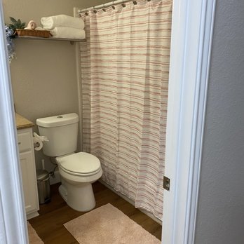 Flooring Warehouse - Bathroom - Flooring Near Me - Austin, Texas Flooring Warehouse - Bathroom - Flooring Near Me - Austin, Texas