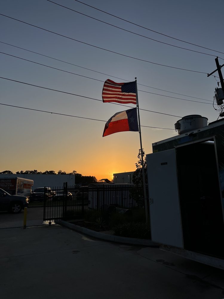 THE TABLE AT MADELEY 59 Photos & 21 Reviews 316 Madeley St, Conroe