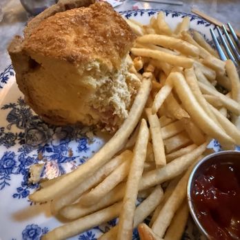 Oh La La - Dry and flavorless ham and cheese quiche. - Bakeries Near Me - Pasadena, California Oh La La - Dry and flavorless ham and cheese quiche. - Bakeries Near Me - Pasadena, California