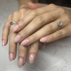 Les Fleurs Salon - Gel Manicure