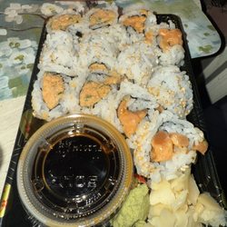 Marathon Sushi - Spicy salmon roll